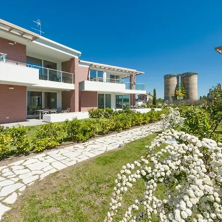Tee 10 * Lido di Jesolo